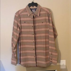 Burton dryride flannel. Never worn w/ tags
